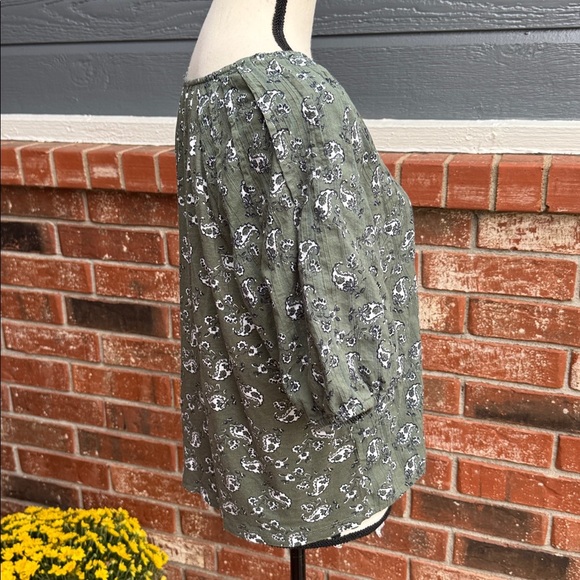 Loft Paisley Bubble Sleeve Mixed Media Blouse Women's Size Medium - Picture 5 of 9